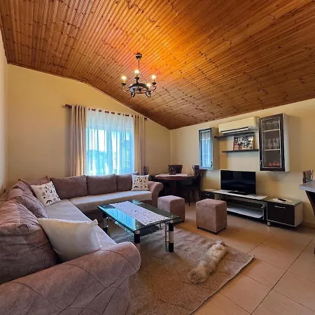 Private Floor Durrës
