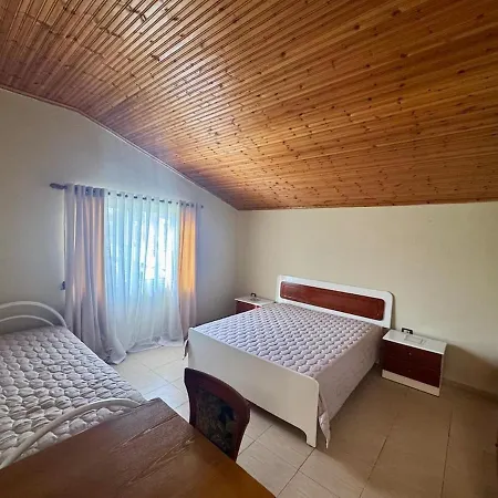 Private Floor